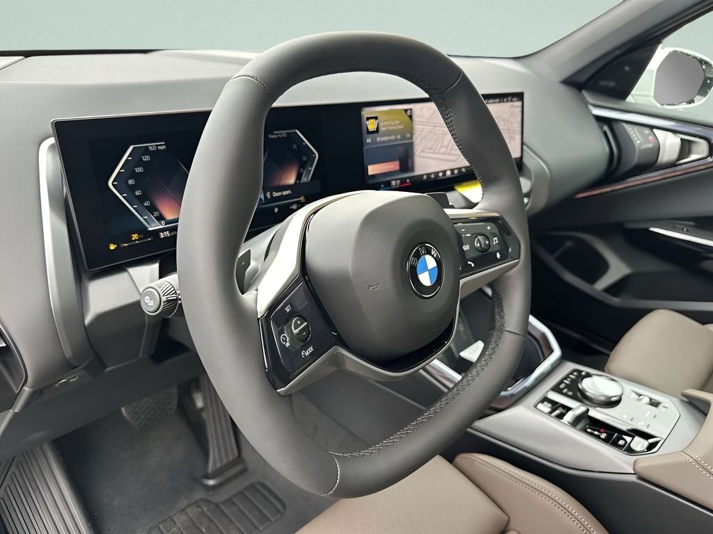 New 2026 Alpine White BMW 30 xDrive image 18