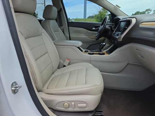 Used 2017 White Frost GMC Denali image 16