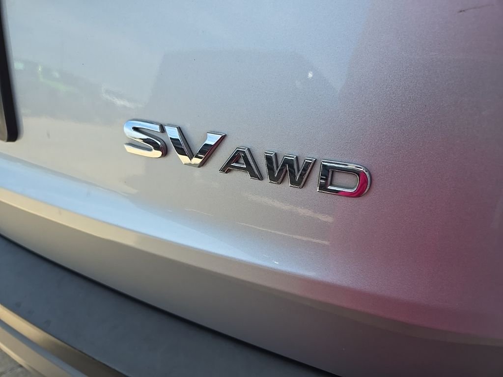 Used 2023 Silver Nissan SV image 21