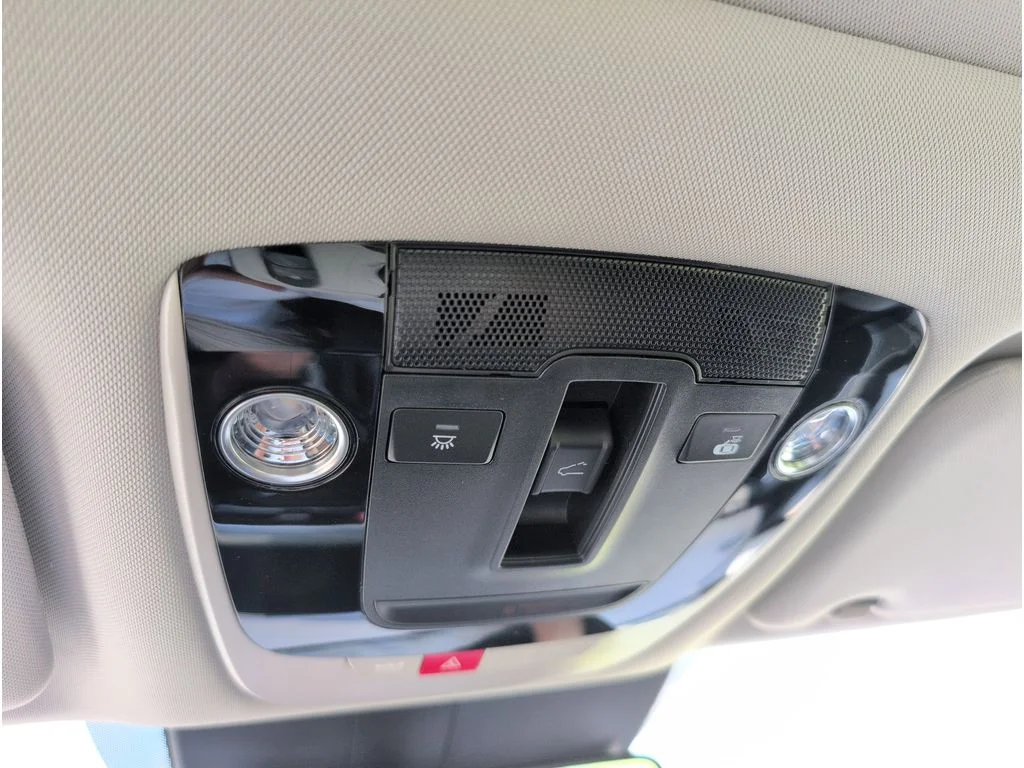 2025 Kia K5 EX - Photo 27