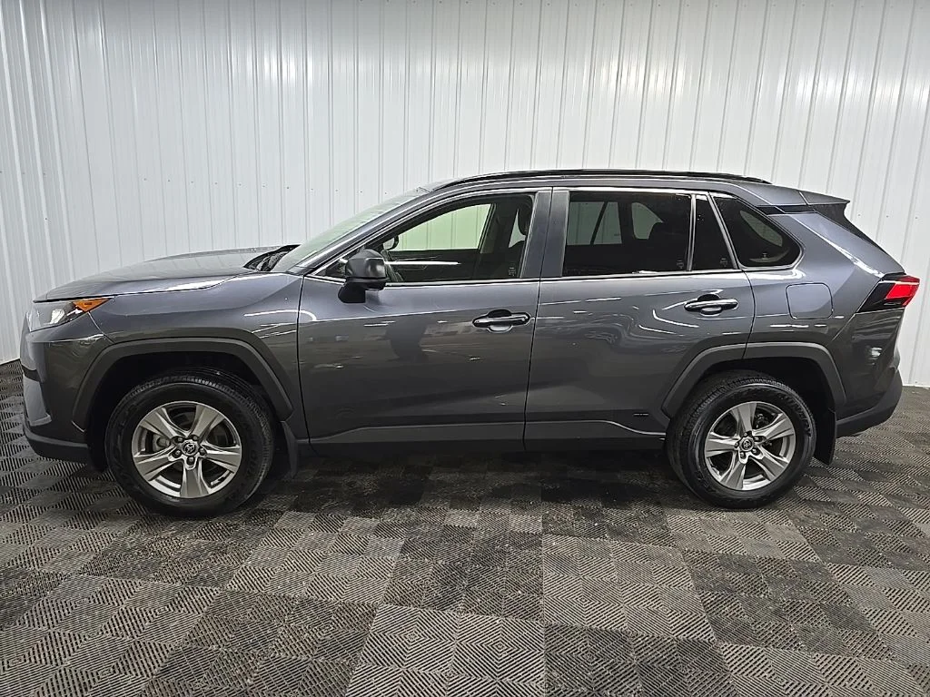 Used 2022 Gray Toyota LE image 5