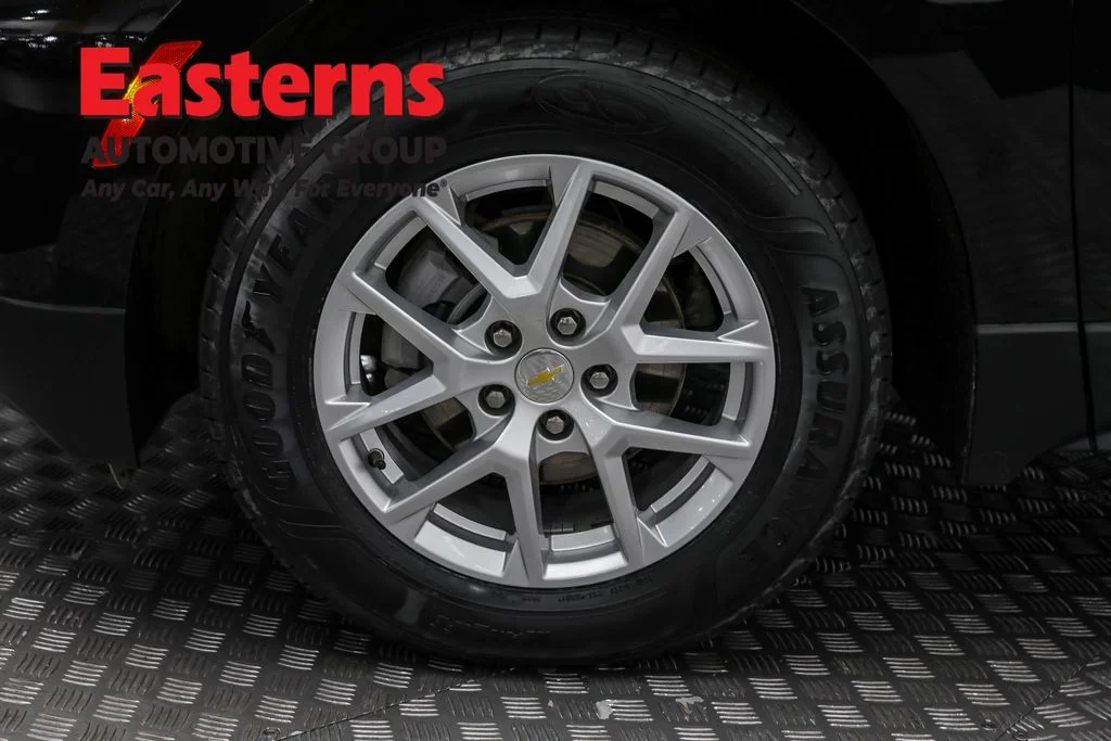 Used 2022 Black Chevrolet LS image 31