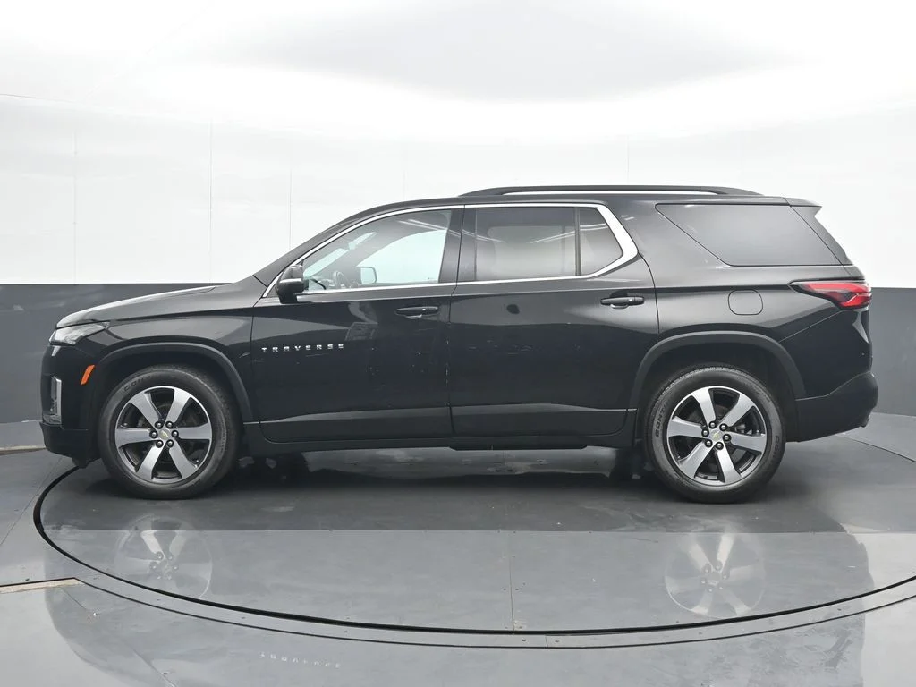 Used 2023 Black Chevrolet LT Leather image 3