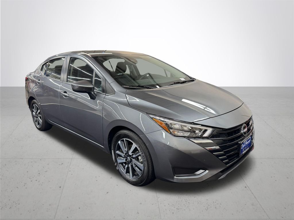 Used 2025 Gun Metallic Nissan 1.6 SV image 9