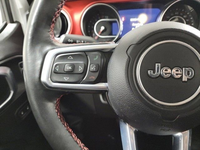 Used 2022 Bright White Clearcoat Jeep Unlimited Rubicon image 24