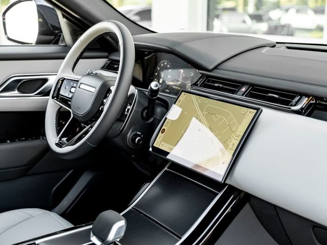 New 2026 Batumi Gold Land Rover Dynamic SE image 33