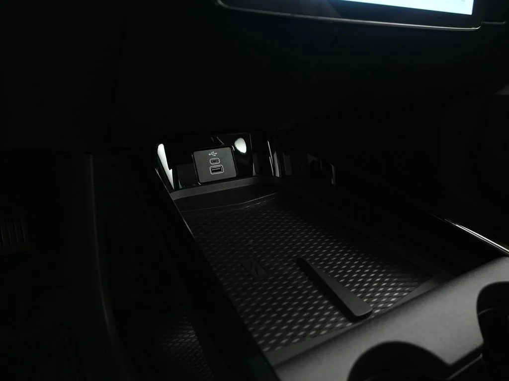 Used 2025 Black Ford Premium image 18