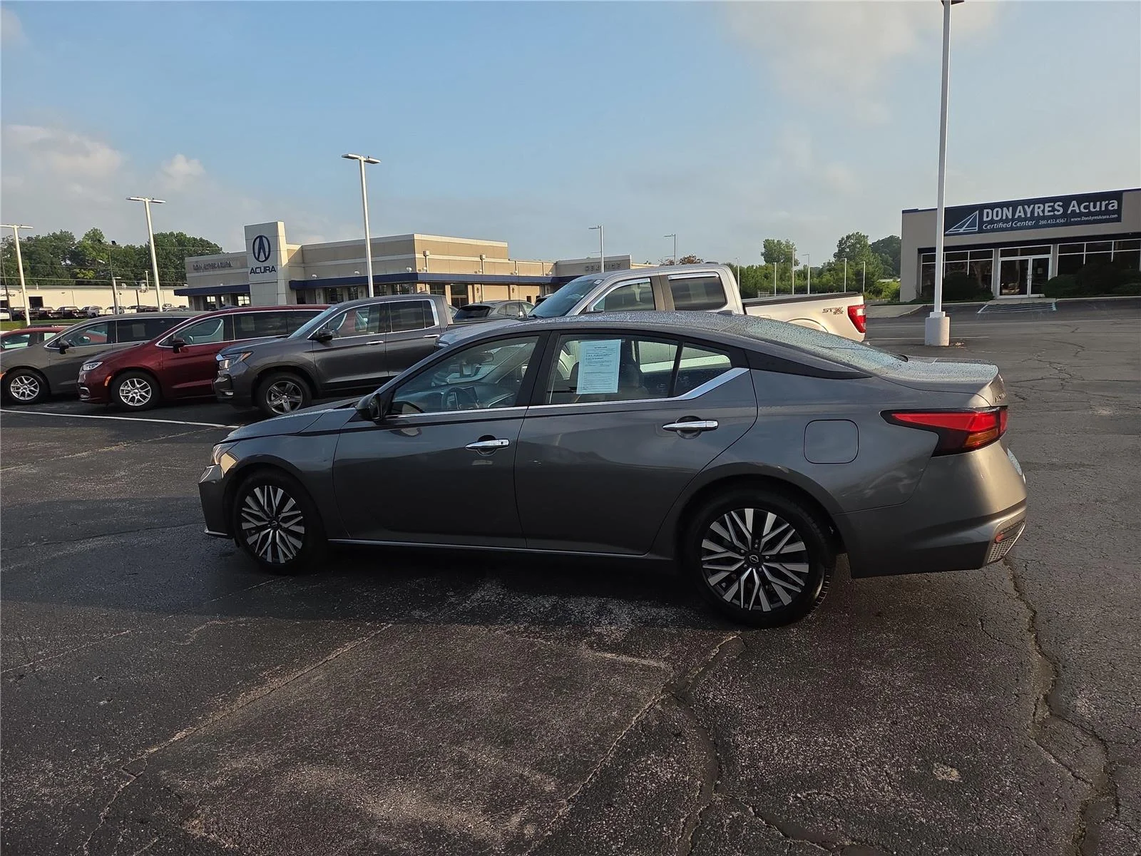 Used 2024 Gun Metallic Nissan 2.5 SV image 25
