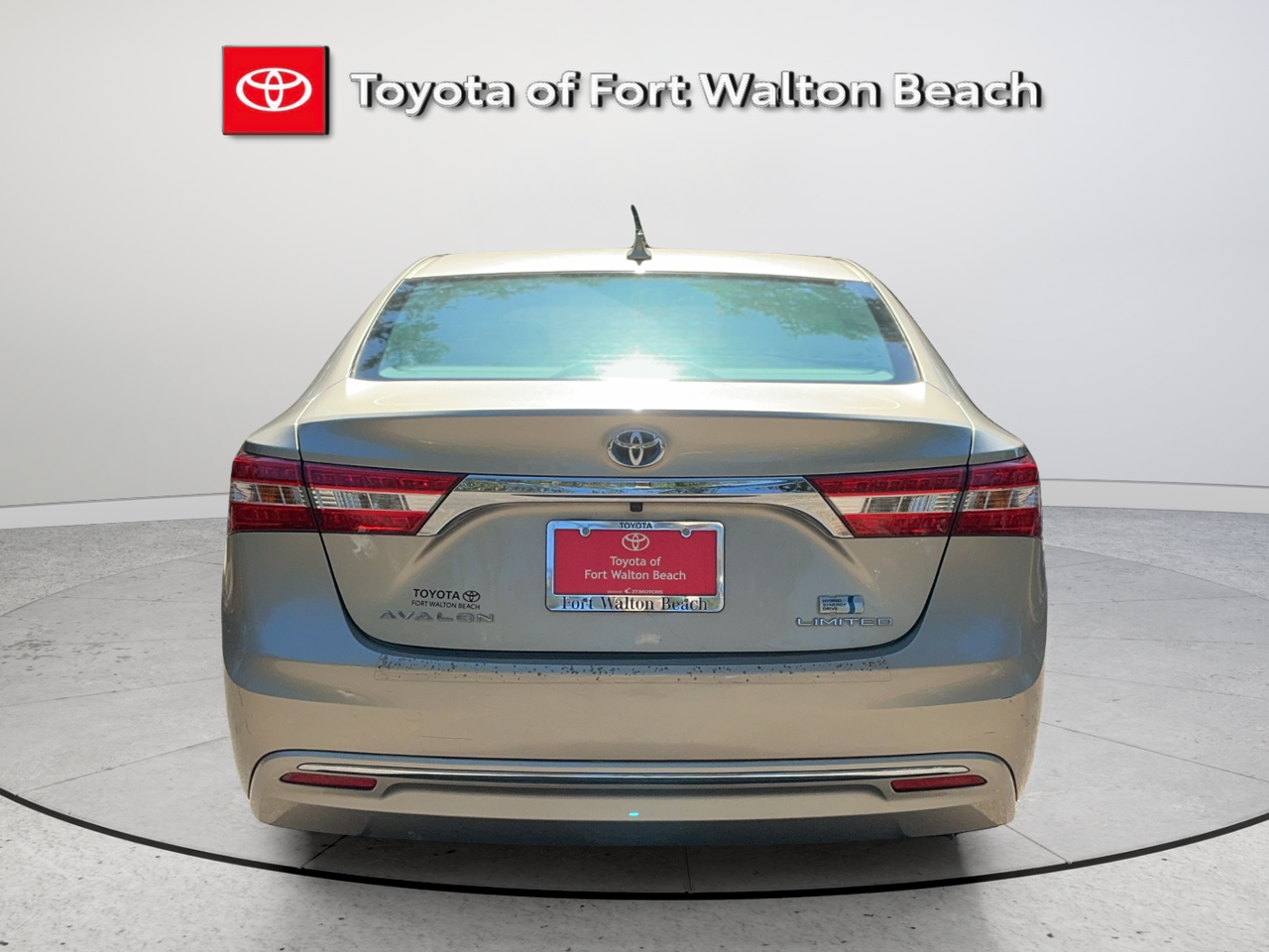 Used 2015 Beige Toyota Limited image 3
