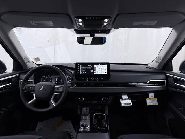 New 2026 Black Mitsubishi SE image 33