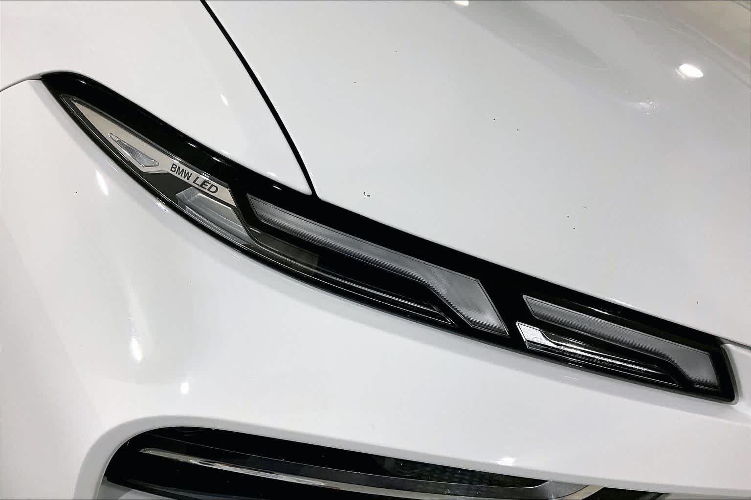 Certified Used 2023 Alpine White BMW xDrive40i image 26
