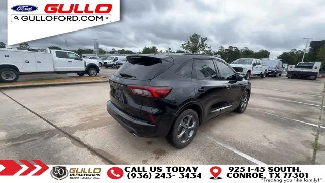 Used 2023 Black Metallic Ford ST-Line image 8