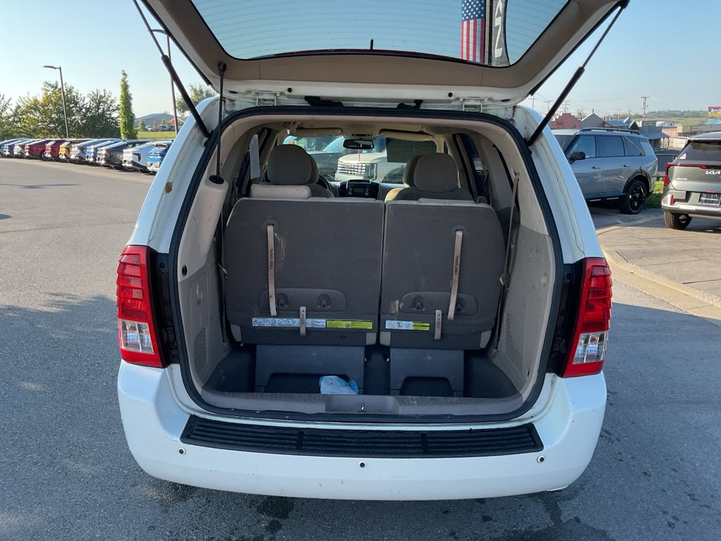 Used 2012 White Kia EX image 12