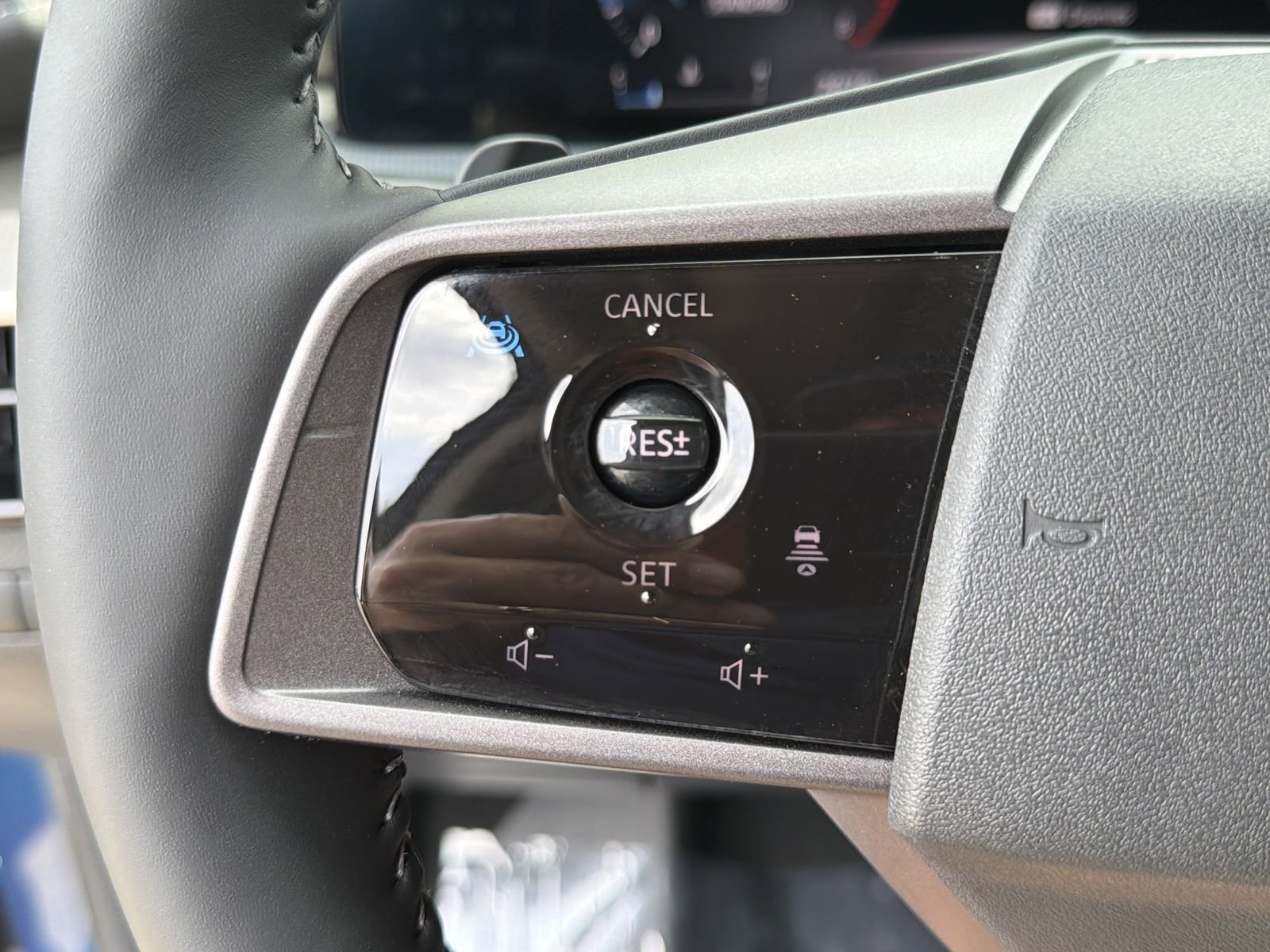 Certified Used 2025 Blue Nissan SL image 15