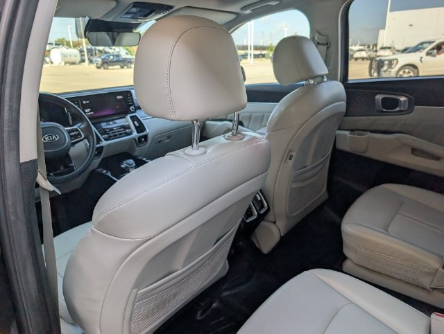 Used 2021 Black Kia SX image 25