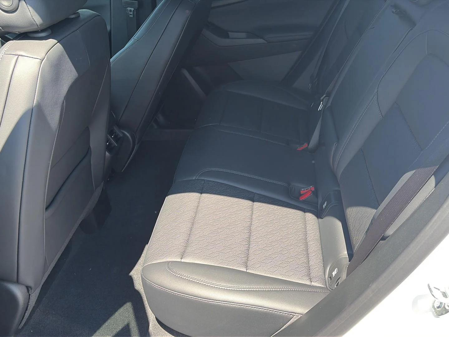 2027 Chevrolet Equinox LT - Photo 13