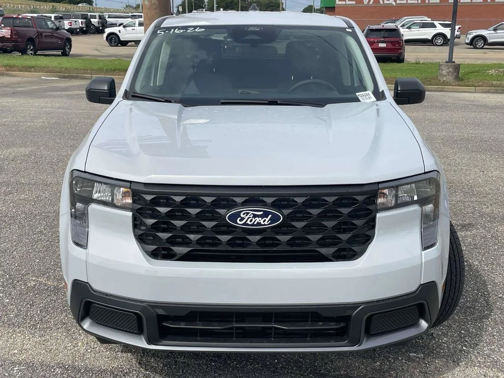 New 2026 White Ford XLT image 8