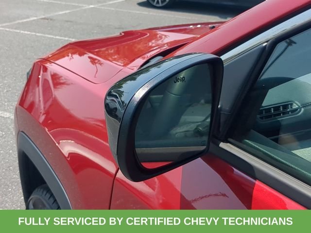 Used 2024 Red Jeep Latitude image 21