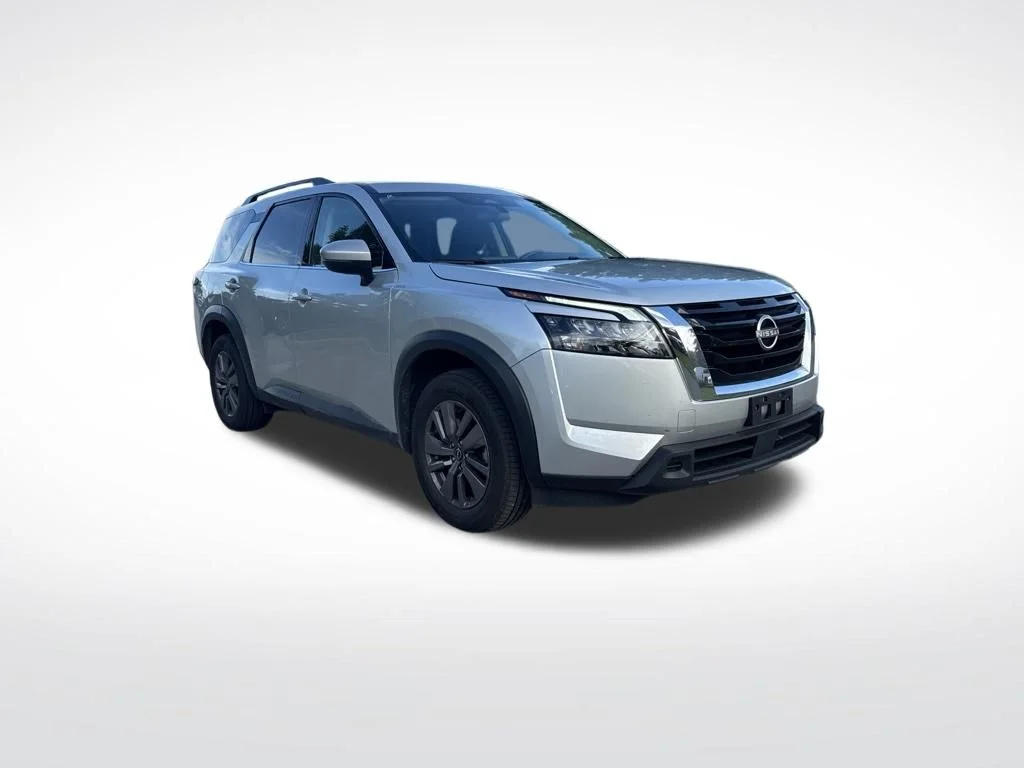 Used 2025 Brilliant Silver Metallic Nissan SV image 2