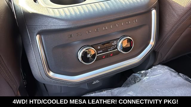 New 2026 Agate Black Metallic Ford King Ranch image 8