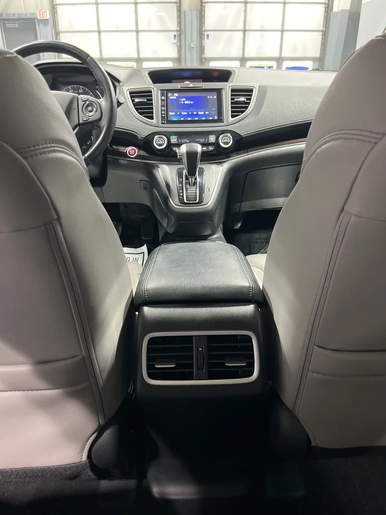 Certified Used 2016 Obsidian Blue Pearl Honda Touring image 31