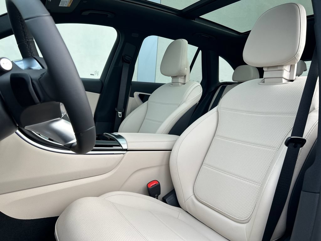 New 2027 Starling Blue Metallic Mercedes-Benz GLC 300 image 52
