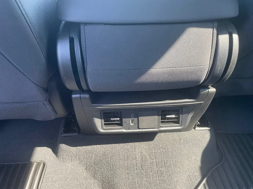Used 2025 Slate Gray Metallic Chevrolet Custom image 22