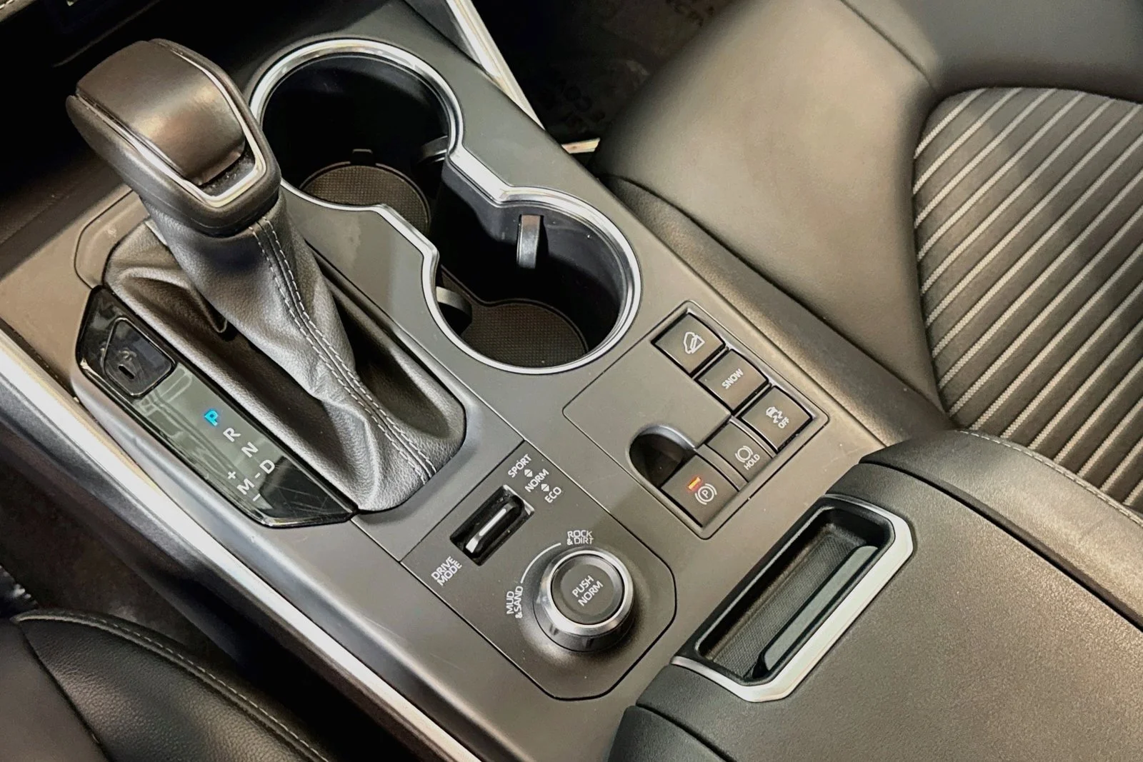 Used 2025 Gray Toyota XSE image 16
