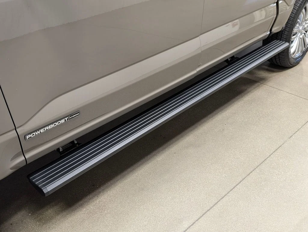 New 2026 Marsh Gray Ford Platinum® image 25