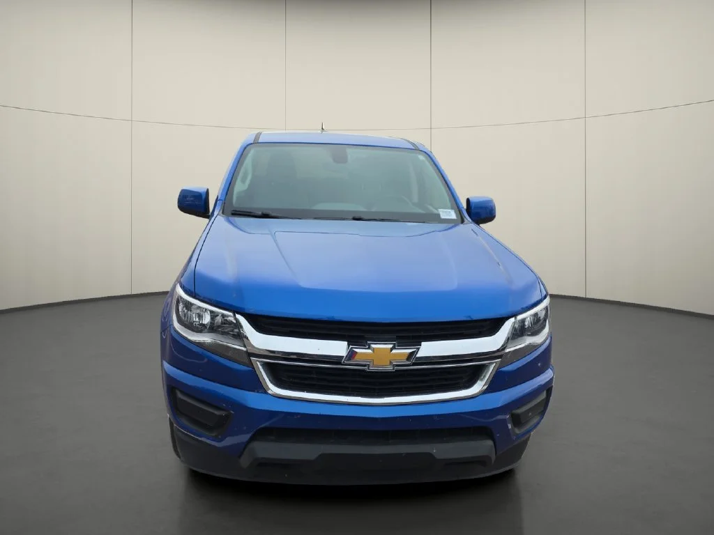 Used 2018 Blue Chevrolet LT image 2