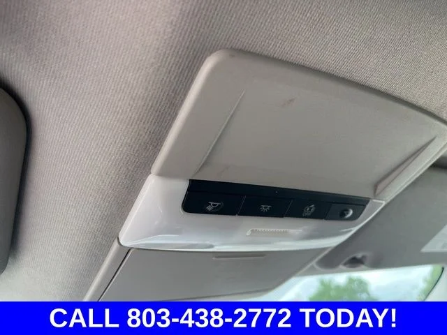 Used 2021 White Nissan SR image 29