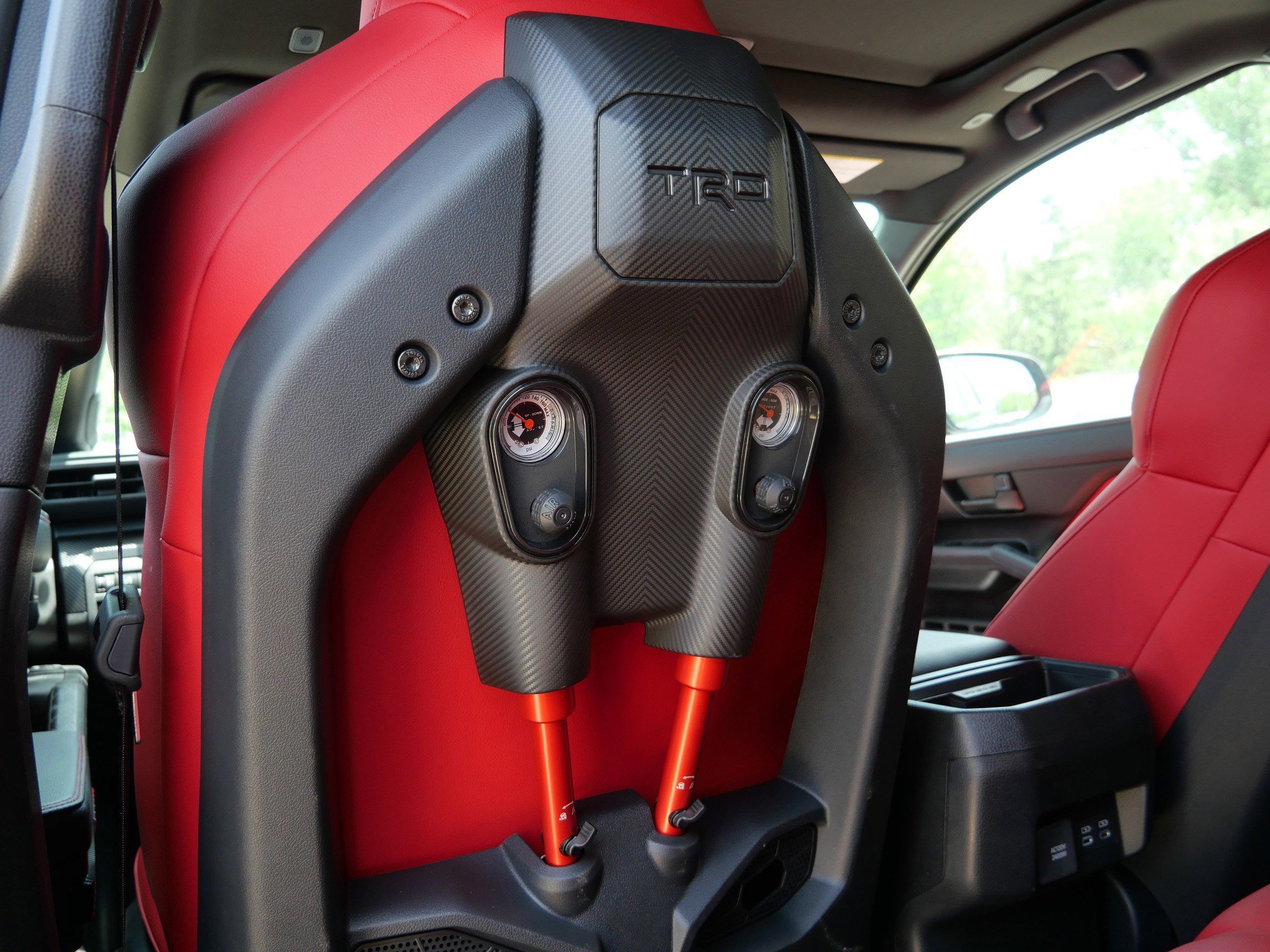 2026 Toyota Tacoma TRD Pro - Photo 8