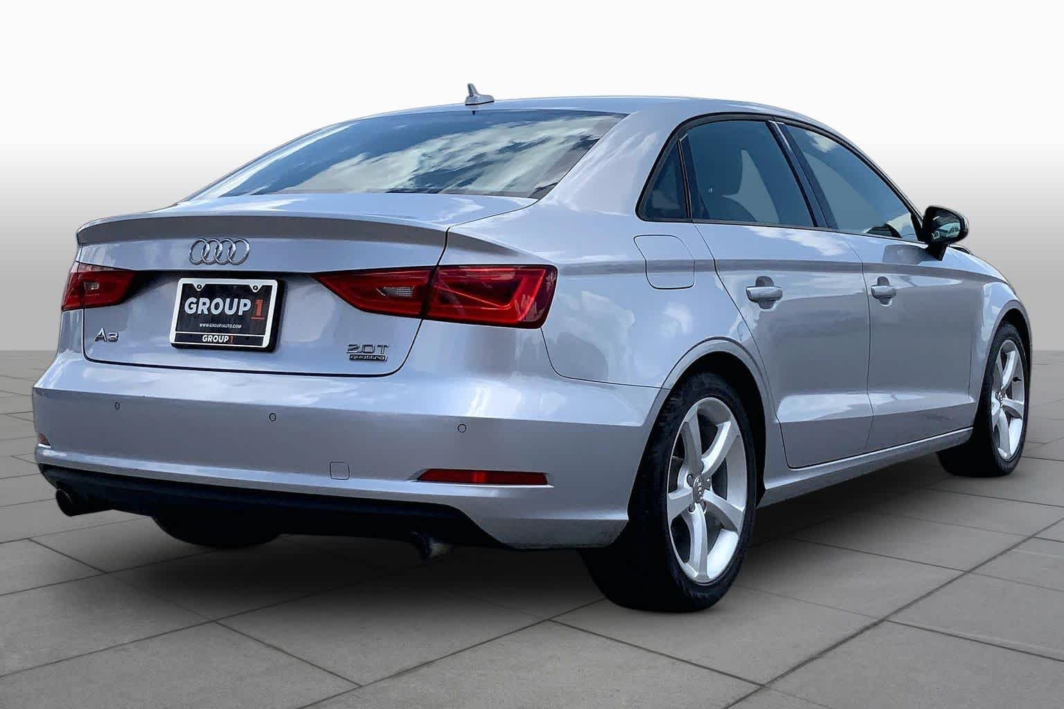 Used 2016 Florett Silver Metallic Audi 2.0T Premium image 13