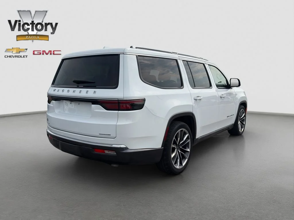 Used 2022 White Jeep Series III image 6
