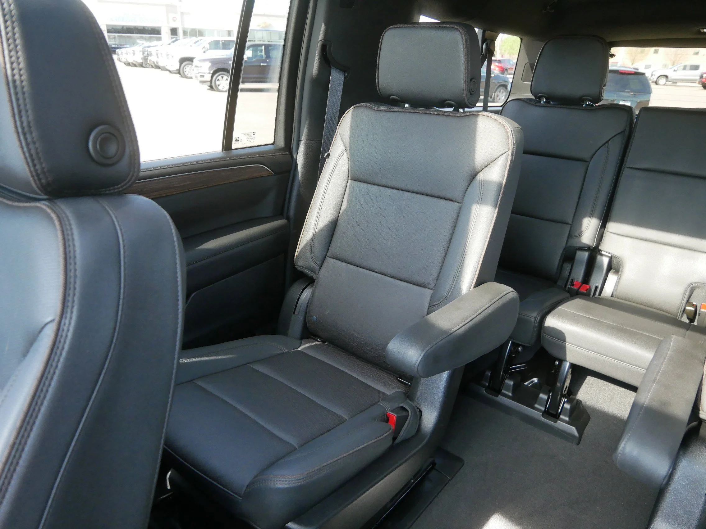 Used 2024 Black Chevrolet High Country image 19