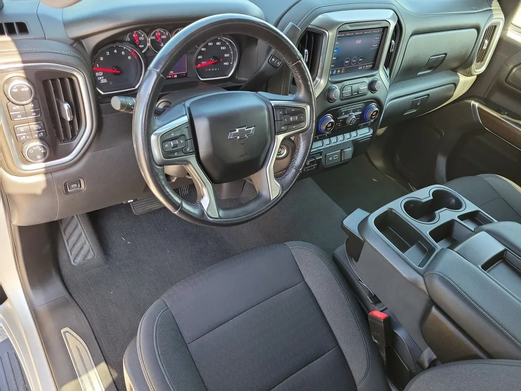 Used 2021 Silver Chevrolet RST image 13