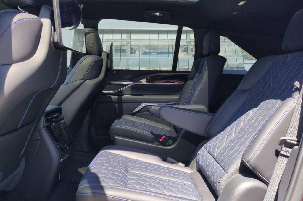 2026 Cadillac Escalade IQ Sport - Photo 21