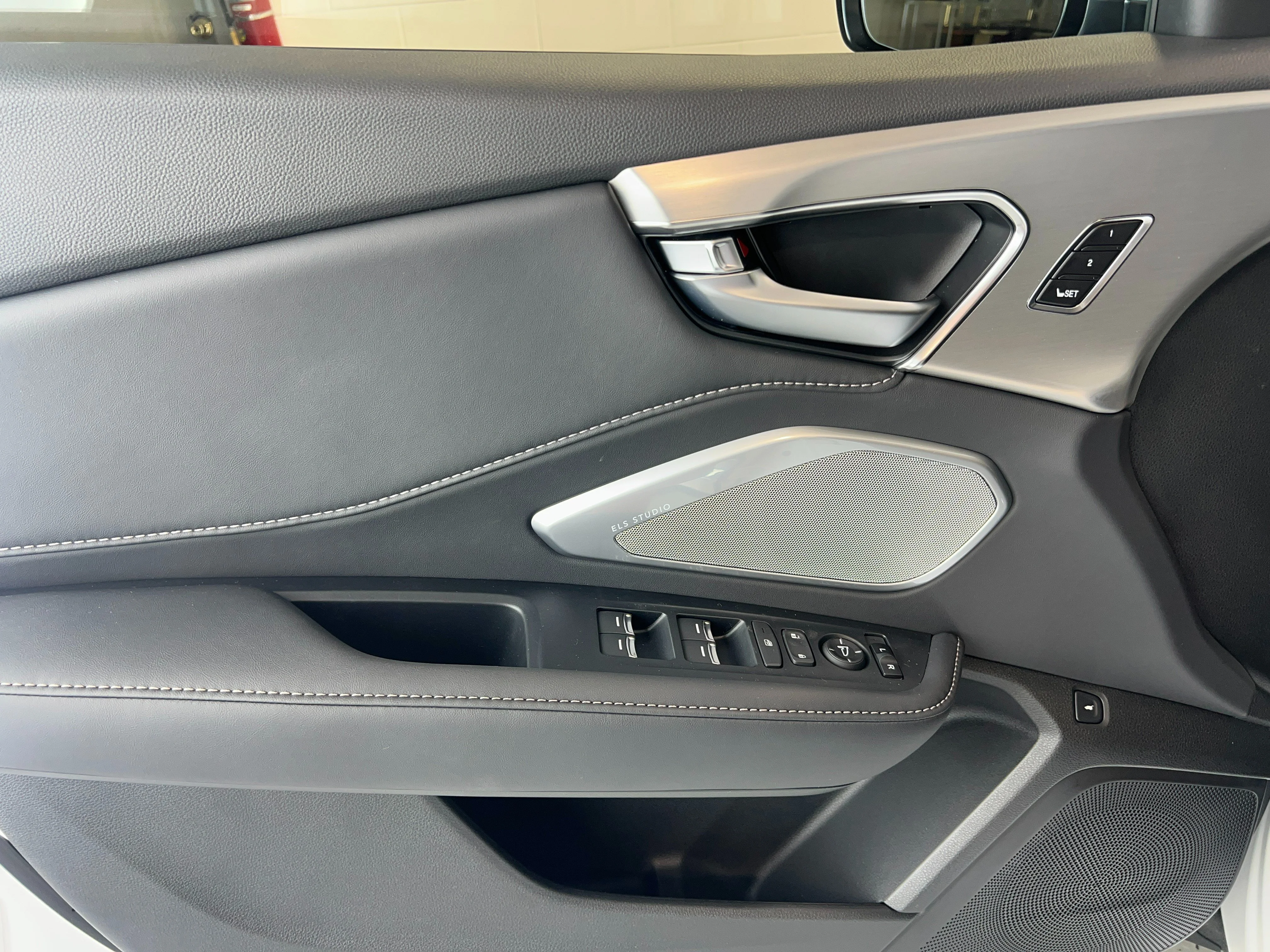 New 2026 Majestic Black Pearl Acura w/Technology Package image 16