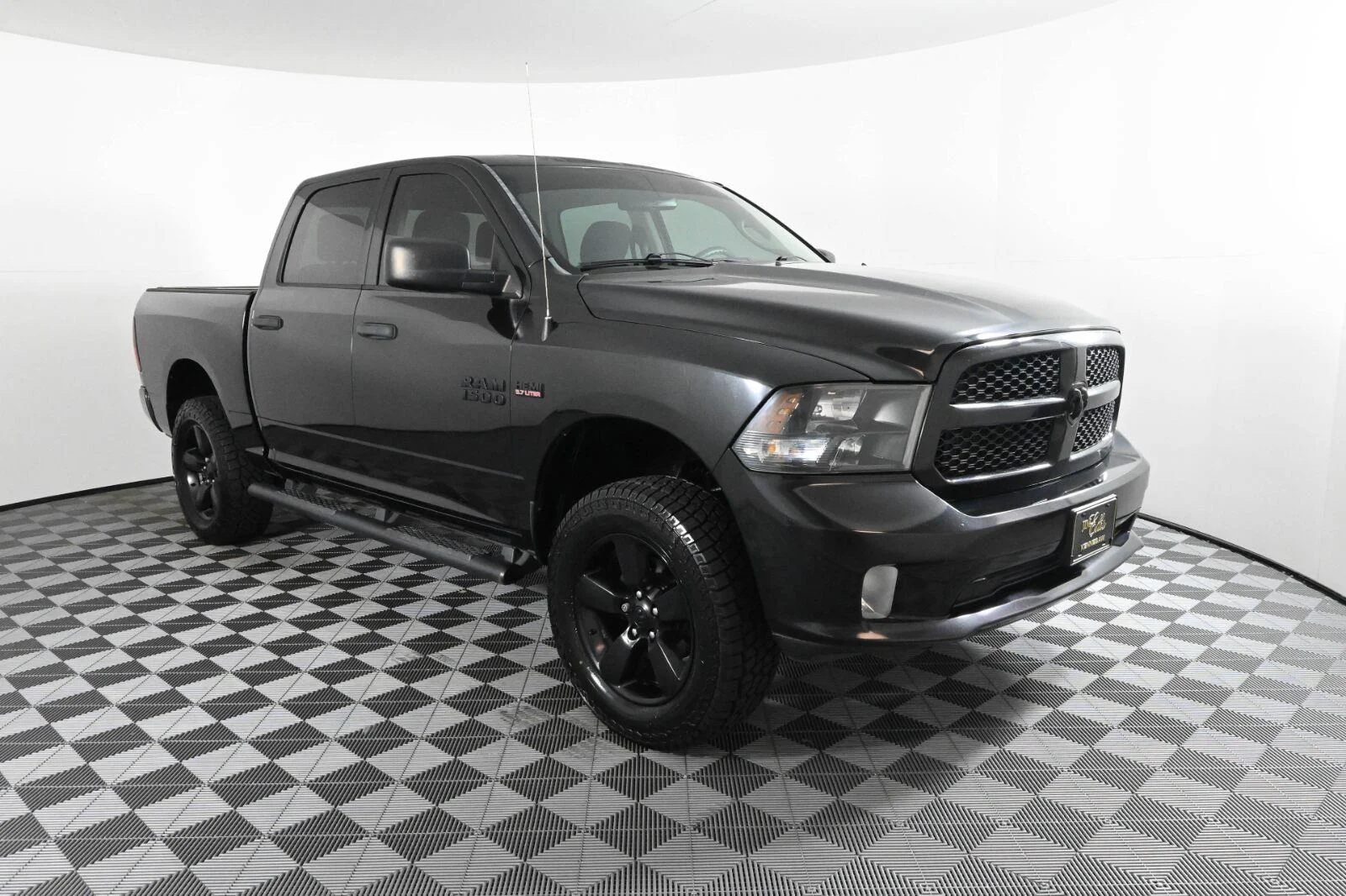 2016 RAM 1500 Pickup Express
