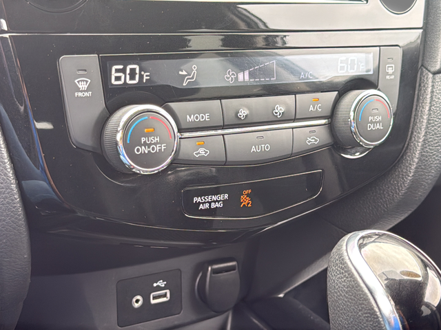 Used 2018 Gray Nissan SV image 21