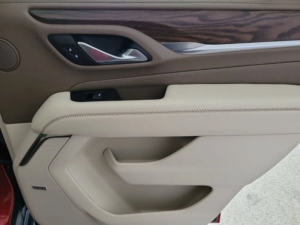 2024 GMC Yukon Denali - Photo 27