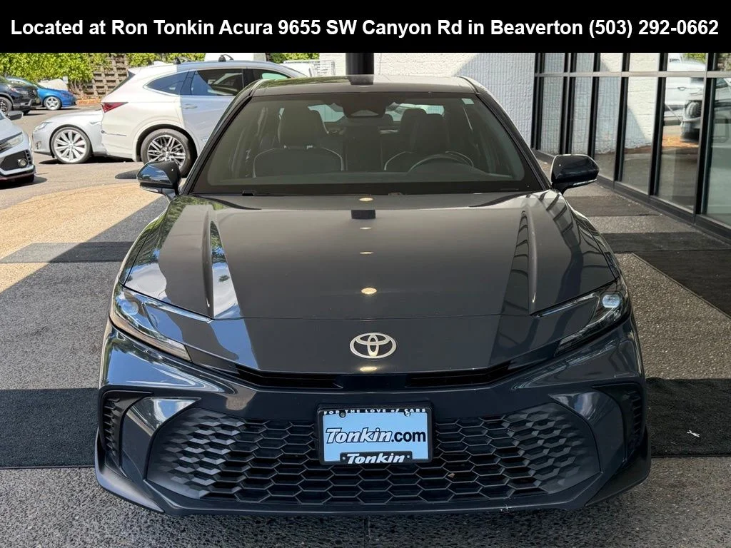 Used 2025 Heavy Metal/Midnight Black Metallic Toyota SE image 3