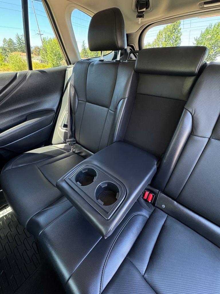 Used 2020 Green Metallic Subaru Limited image 26