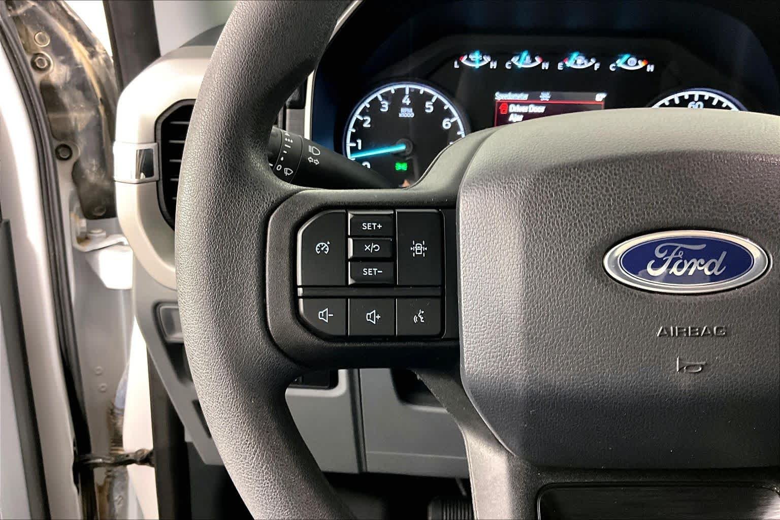Used 2022 Oxford White Ford XL image 64