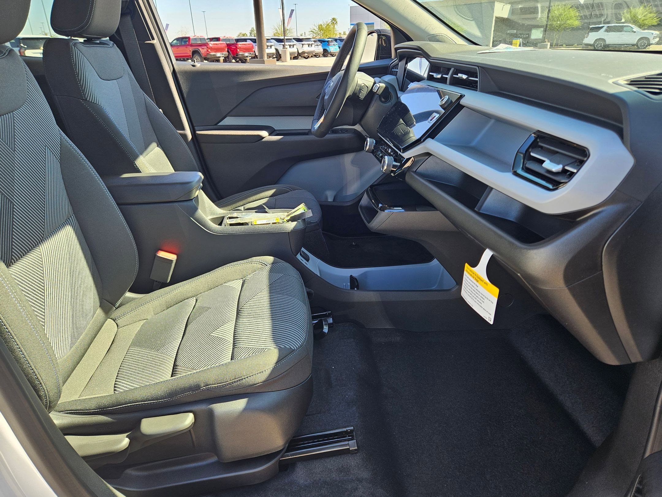 2027 Chevrolet Bolt LT - Photo 19