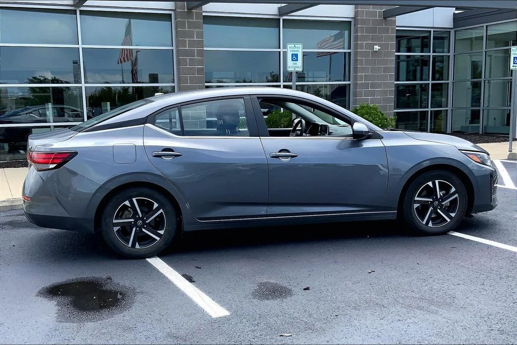 Used 2024 Gray Nissan SV image 6