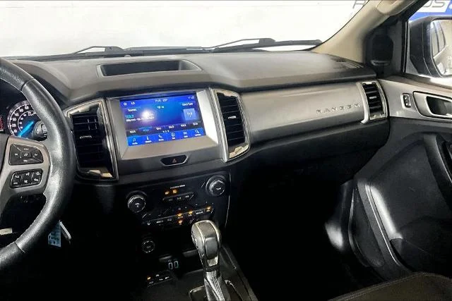 Used 2019 Shadow Black Ford XLT image 31