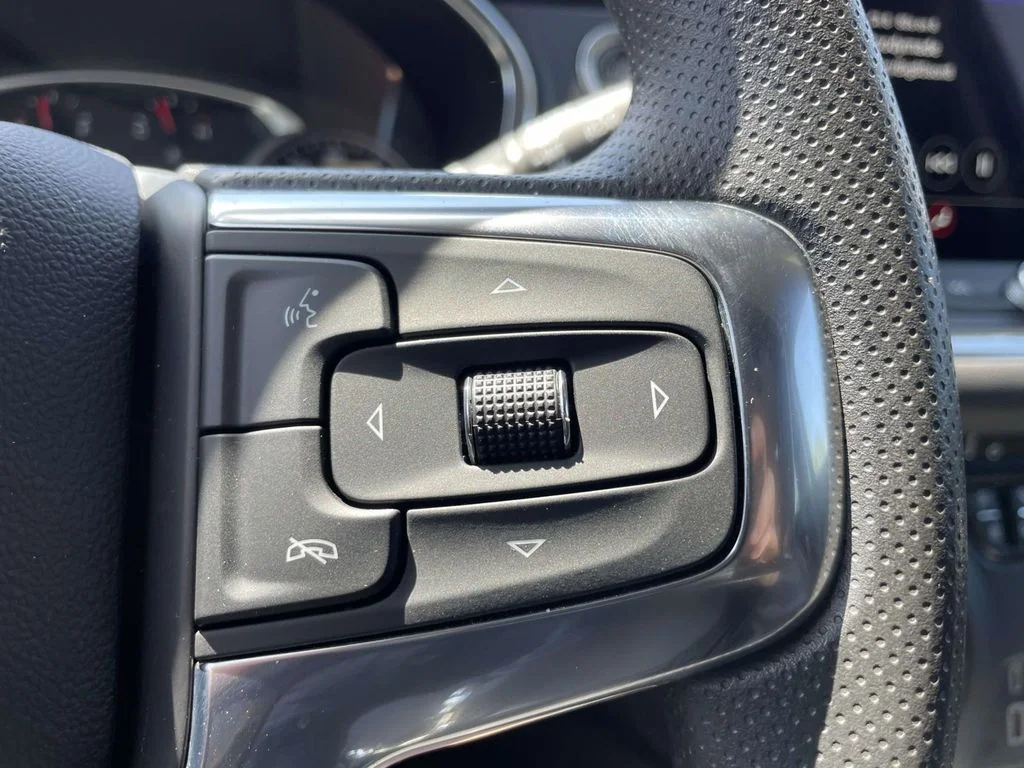 2024 Chevrolet Blazer 2LT - Photo 14