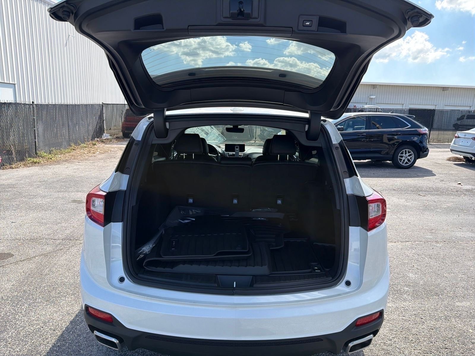 New 2026 Platinum White Pearl Acura Base image 24