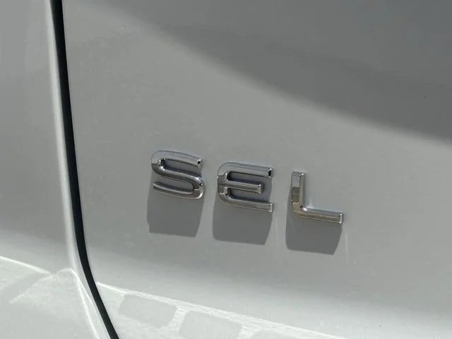 New 2026 White Volkswagen 2.0T SEL Premium R-Line image 7